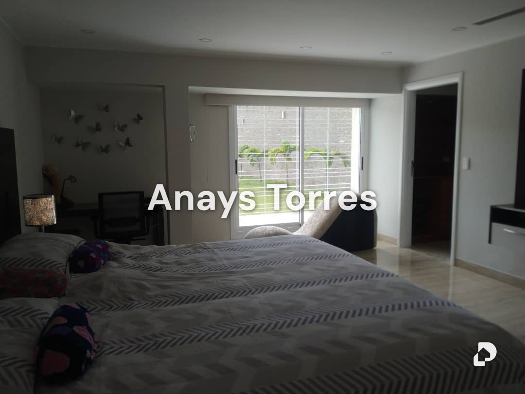 Casa en Rosaleda Norte, Altos Mirandinos – 15