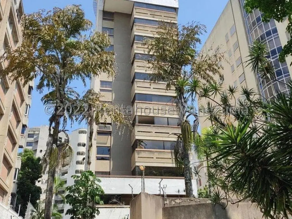 Apartment in La Florida, Caracas - 1