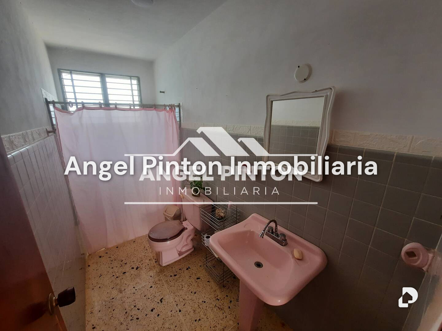 Local comercial en Monte Bello, Maracaibo – 18