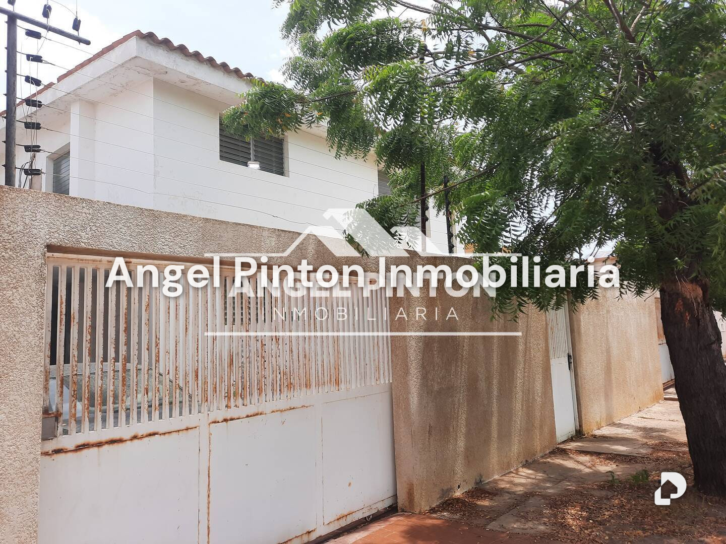 Local comercial en Monte Bello, Maracaibo – 29
