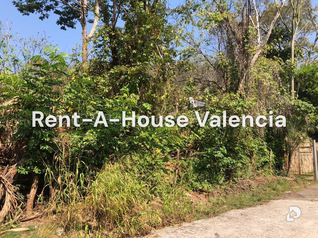 Terreno en Colinas de Guataparo, Valencia – 31
