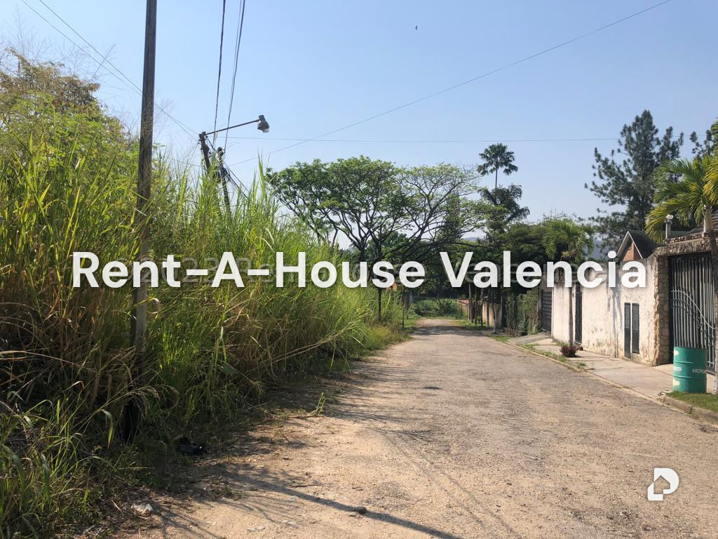 Terreno en Colinas de Guataparo, Valencia – 32