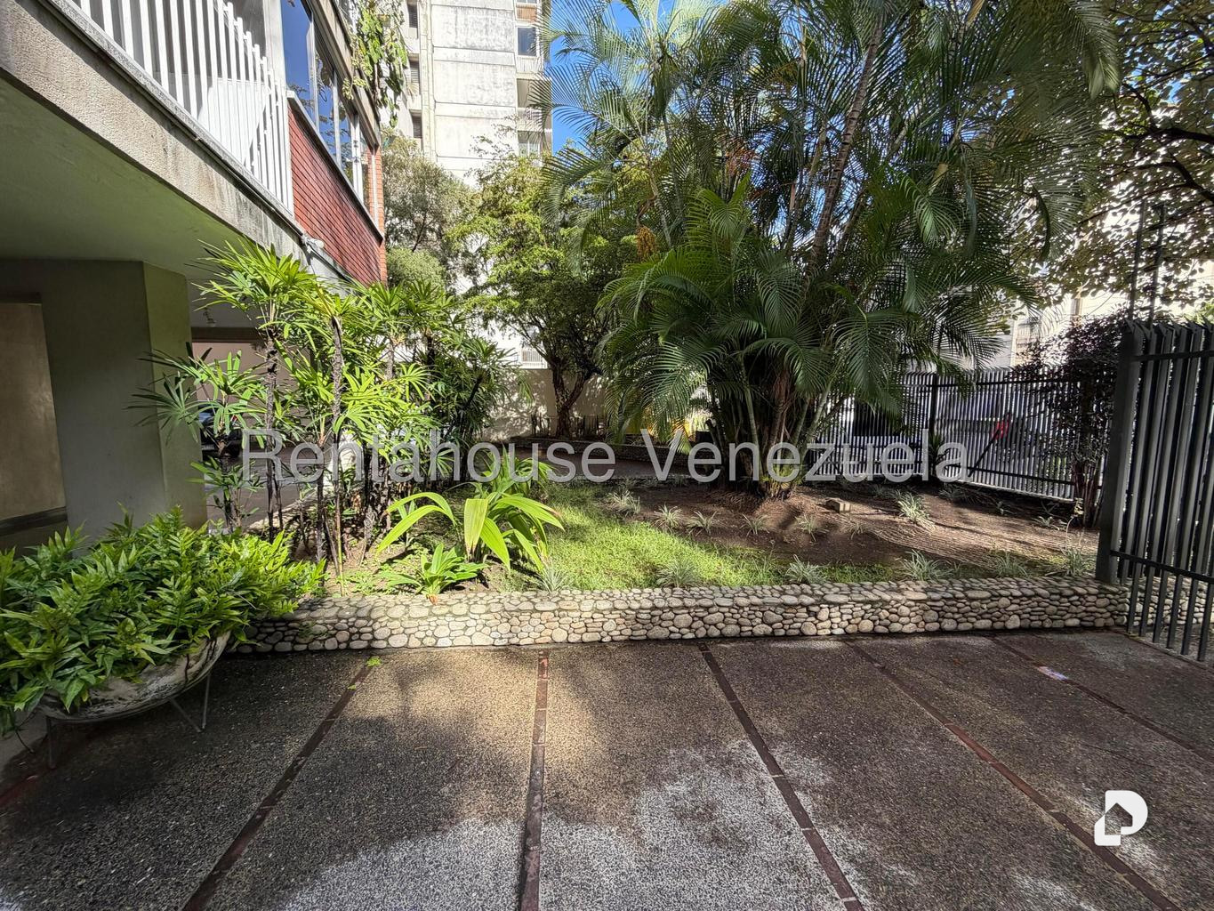 Apartamento en Chuao, Caracas – 28