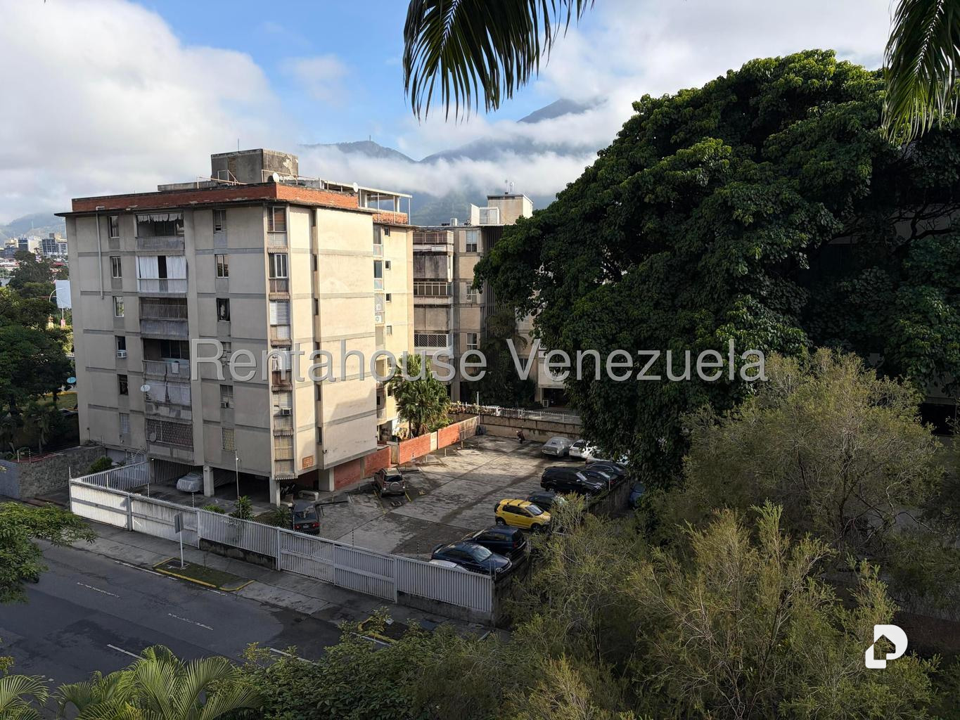 Apartamento en Chuao, Caracas – 25