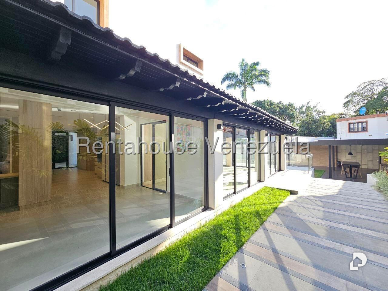 Casa en Altamira, Caracas – 22