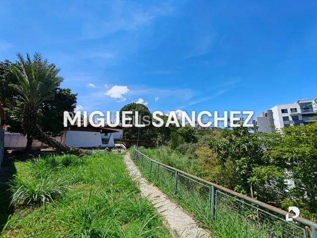 Casa en Macaracuay, Caracas – 20