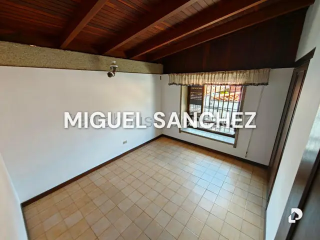 Casa en Macaracuay, Caracas – 5