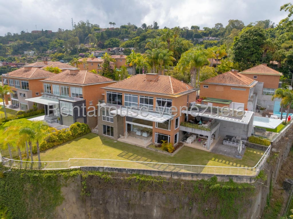 Casa en Alto Hatillo, Caracas - 1
