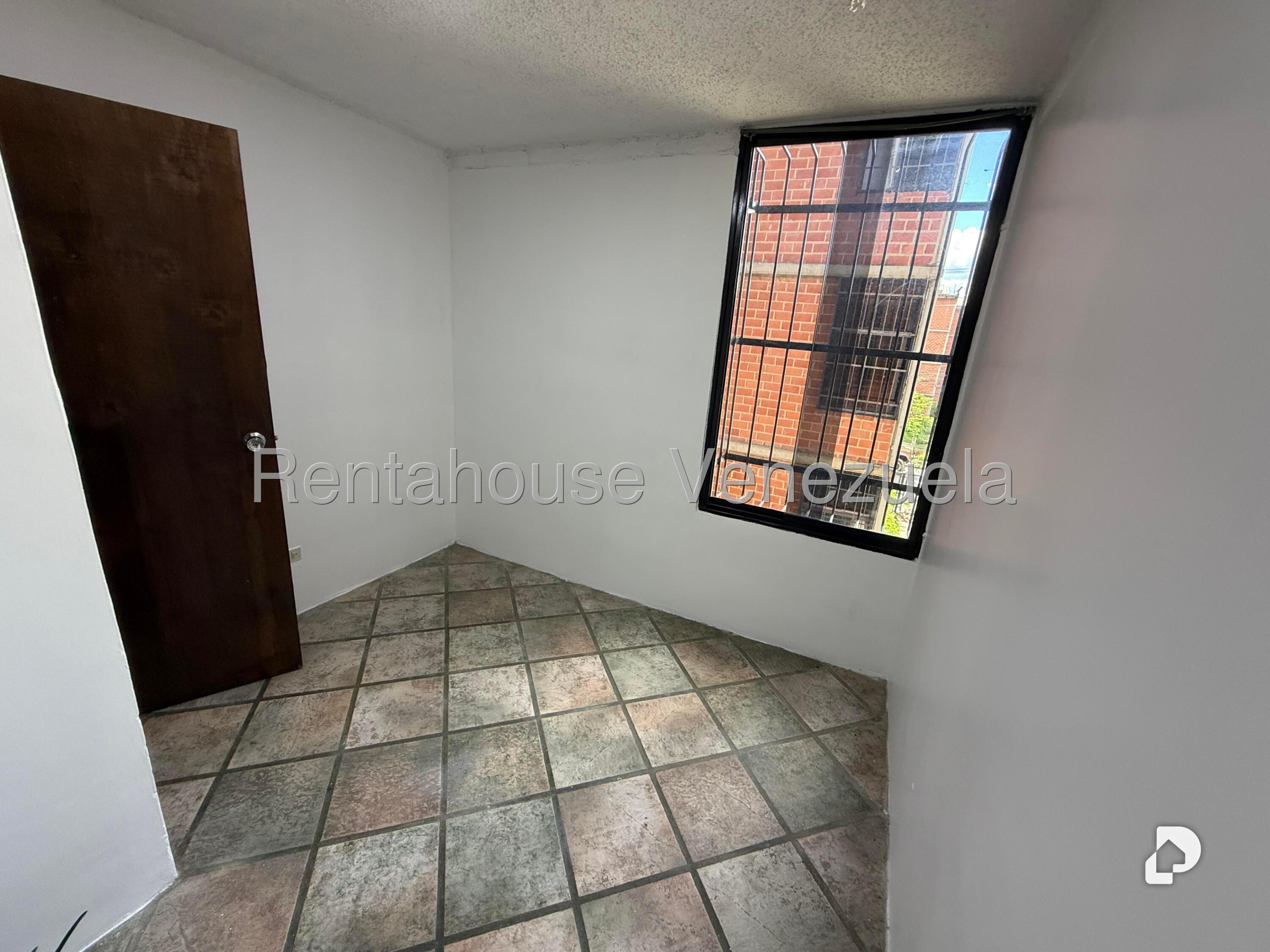 Apartamento en Nueva Casarapa, Guarenas – 14