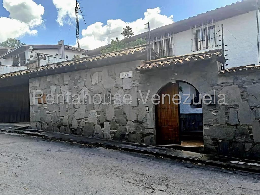 Casa en La Lagunita Country Club, Caracas - 1