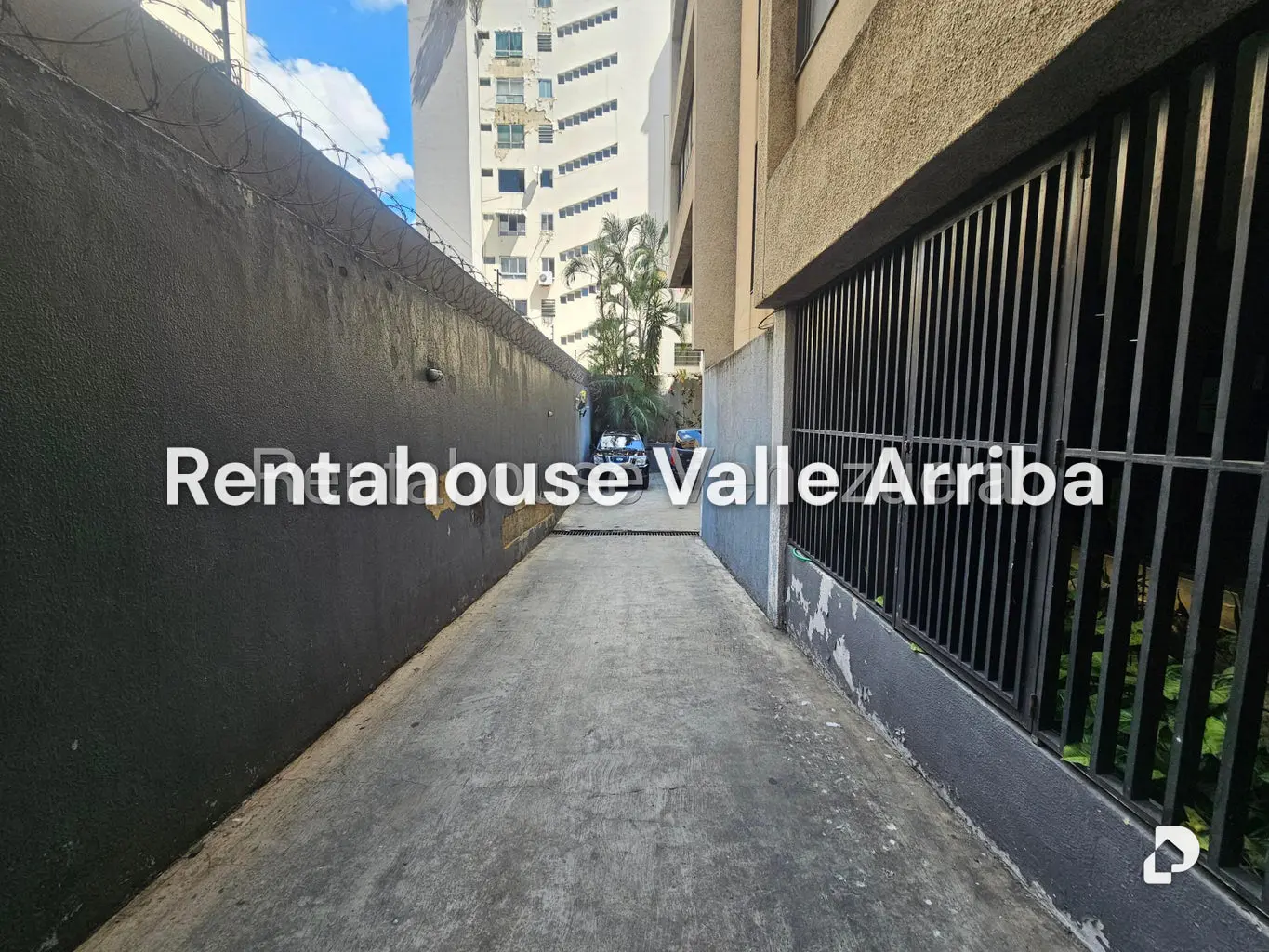 Local comercial en El Recreo, Caracas