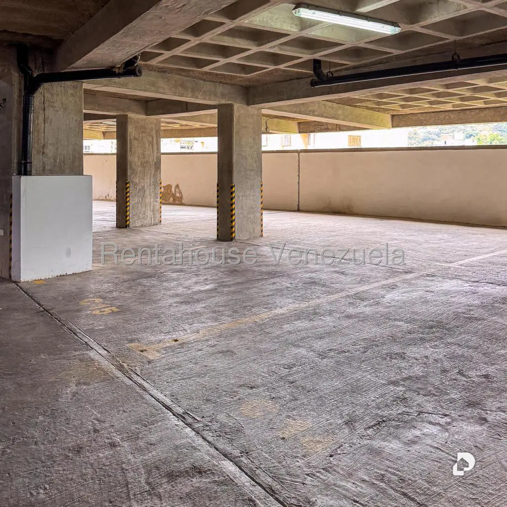 Apartamento en El Cigarral, Caracas – 13