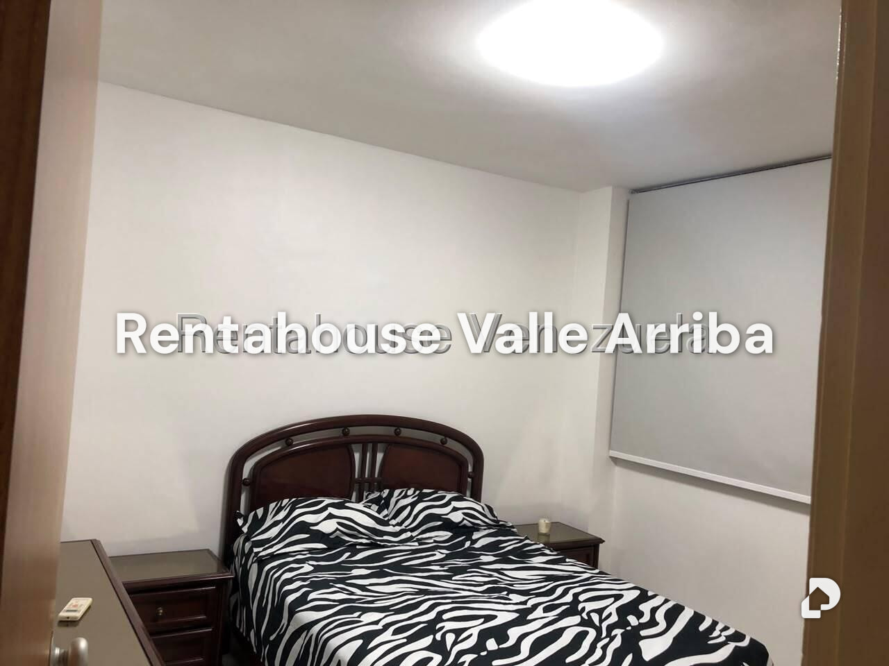 Apartamento en Los Palos Grandes, Caracas – 10