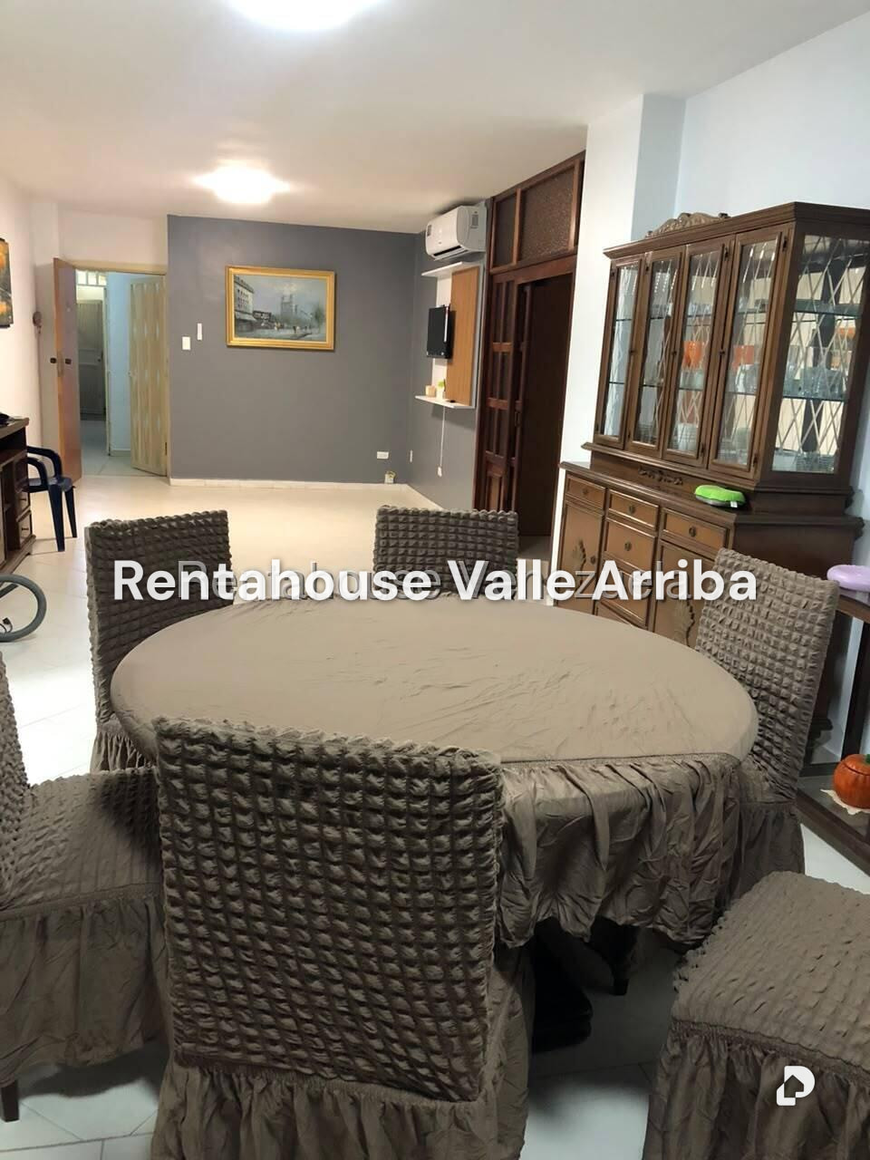 Apartamento en Los Palos Grandes, Caracas – 3