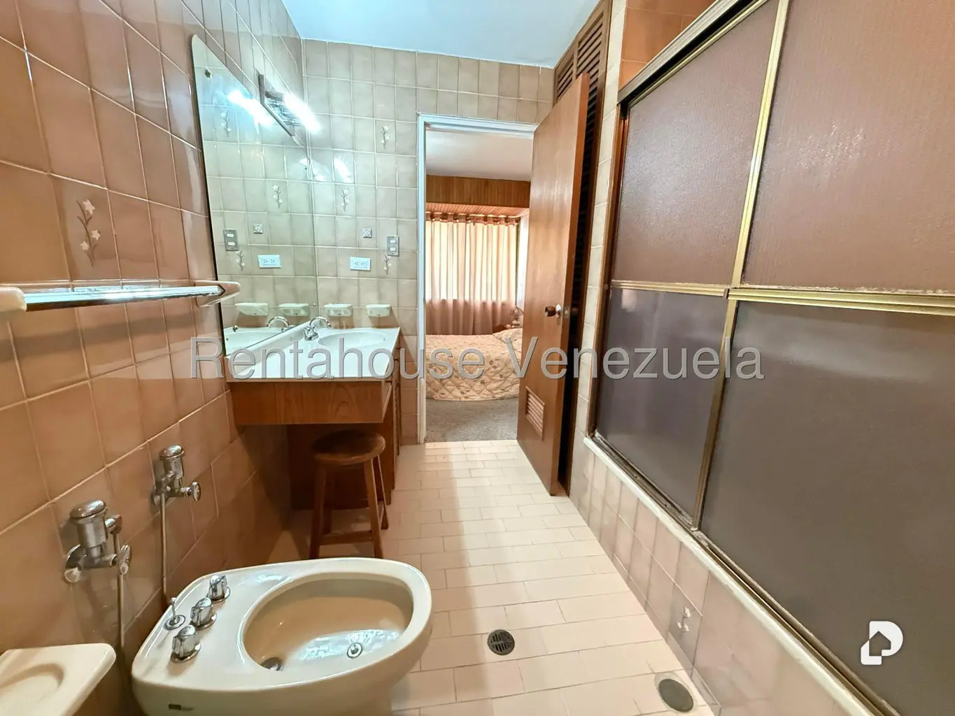 Apartamento en La Carlota, Caracas – 19