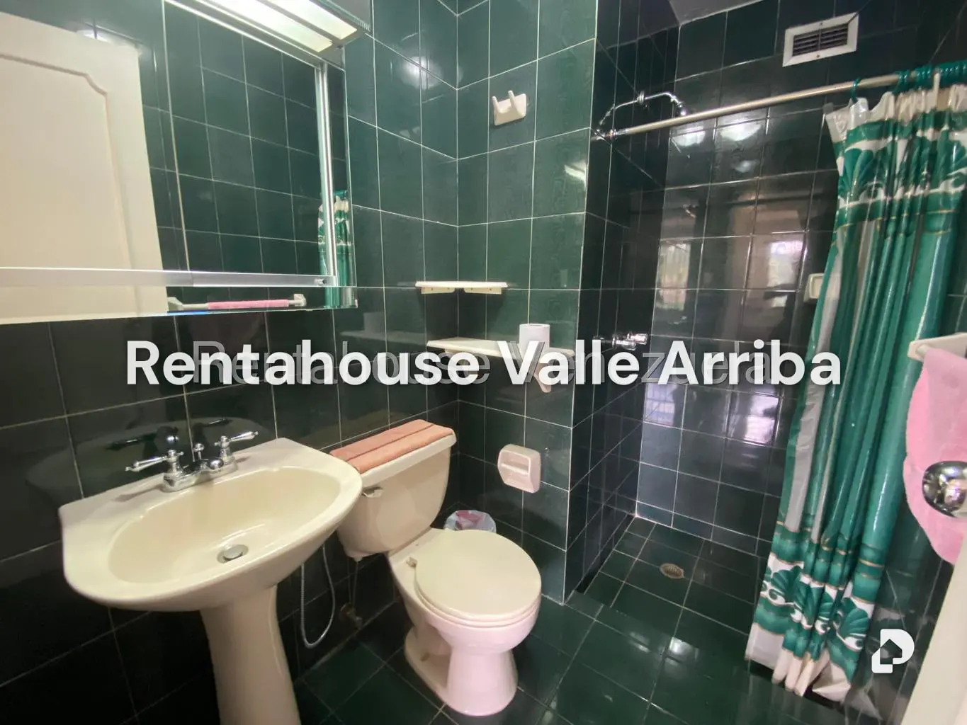 Apartamento en Las Esmeraldas, Caracas – 23