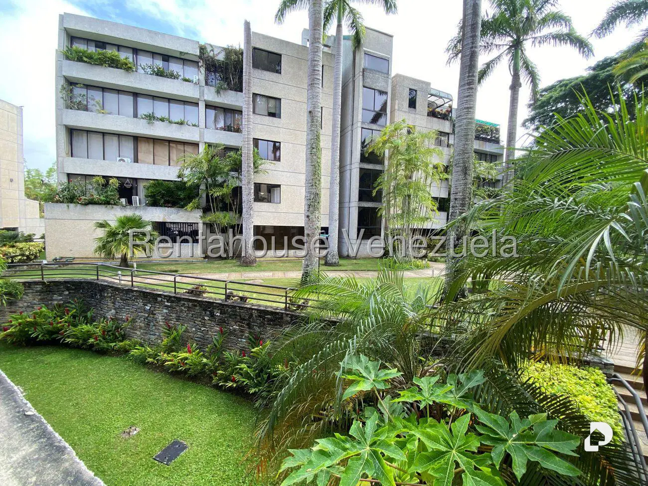 Apartamento en Alto Hatillo, Caracas – 25