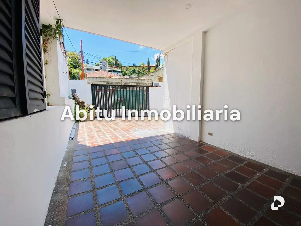 House in La Florida, Caracas – 14