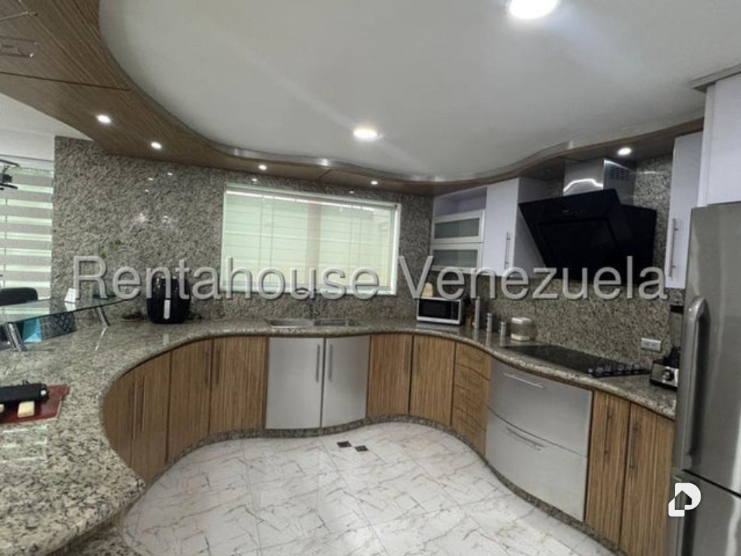Casa en Av. Aragua Urb. La Fontana, Maracay – 5