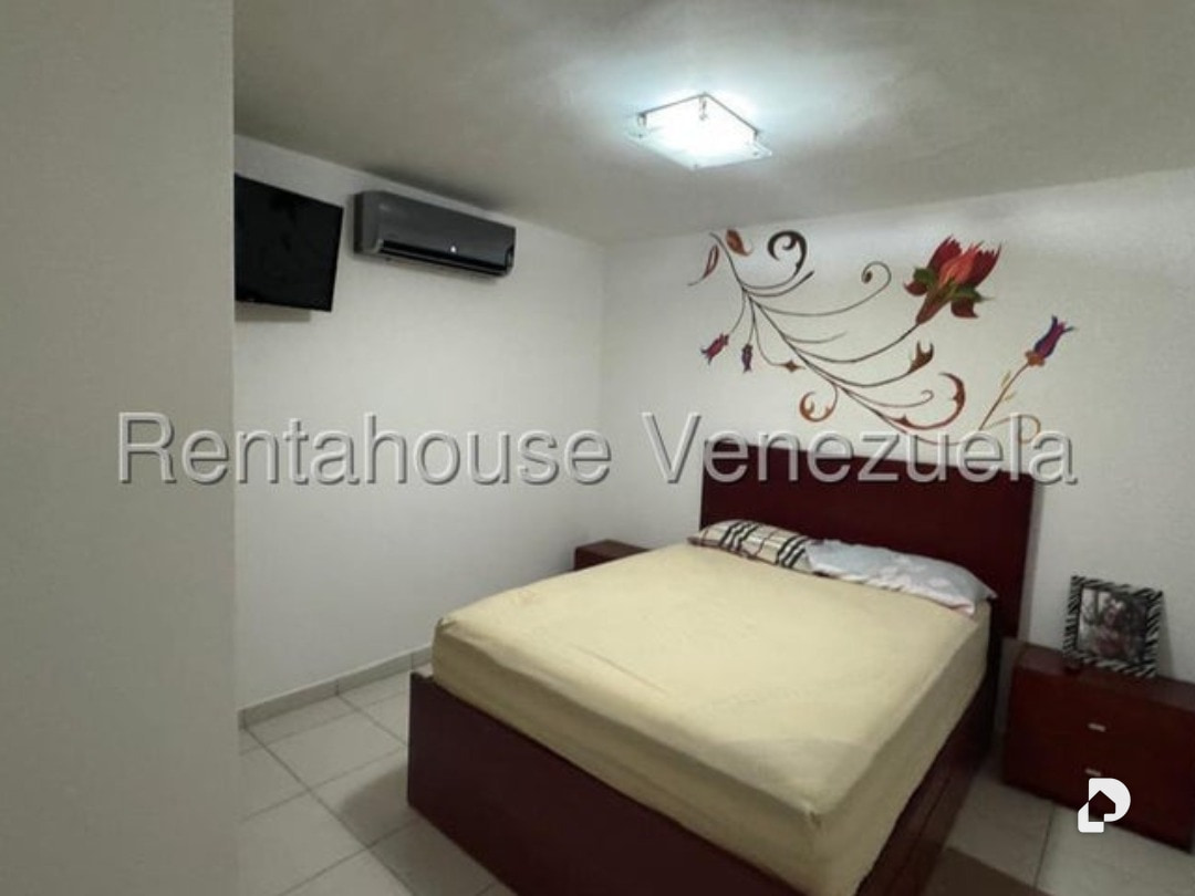 Casa en Av. Aragua Urb. La Fontana, Maracay – 11