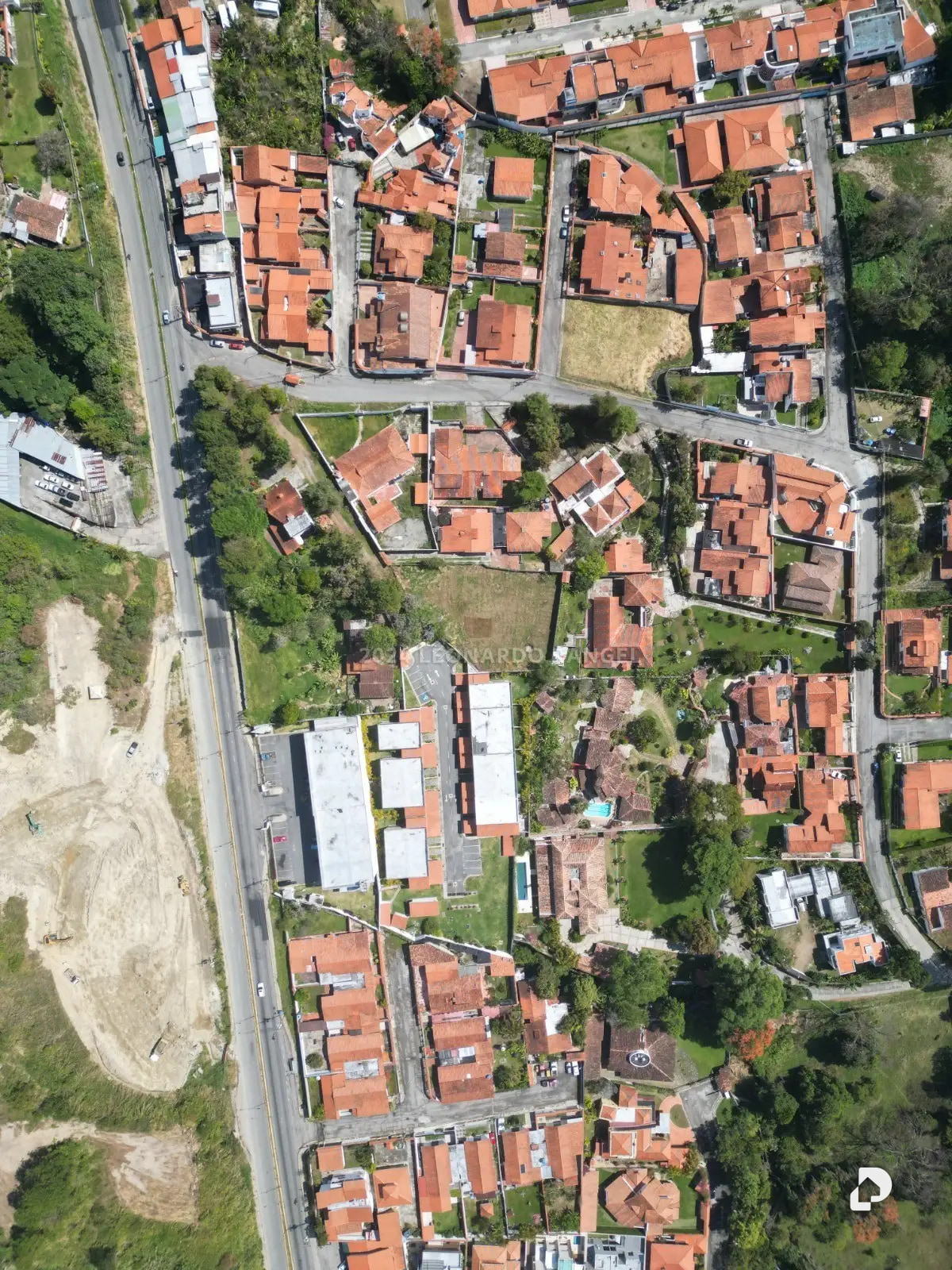 Terreno en Urb. Los Pinos, Mérida – 6