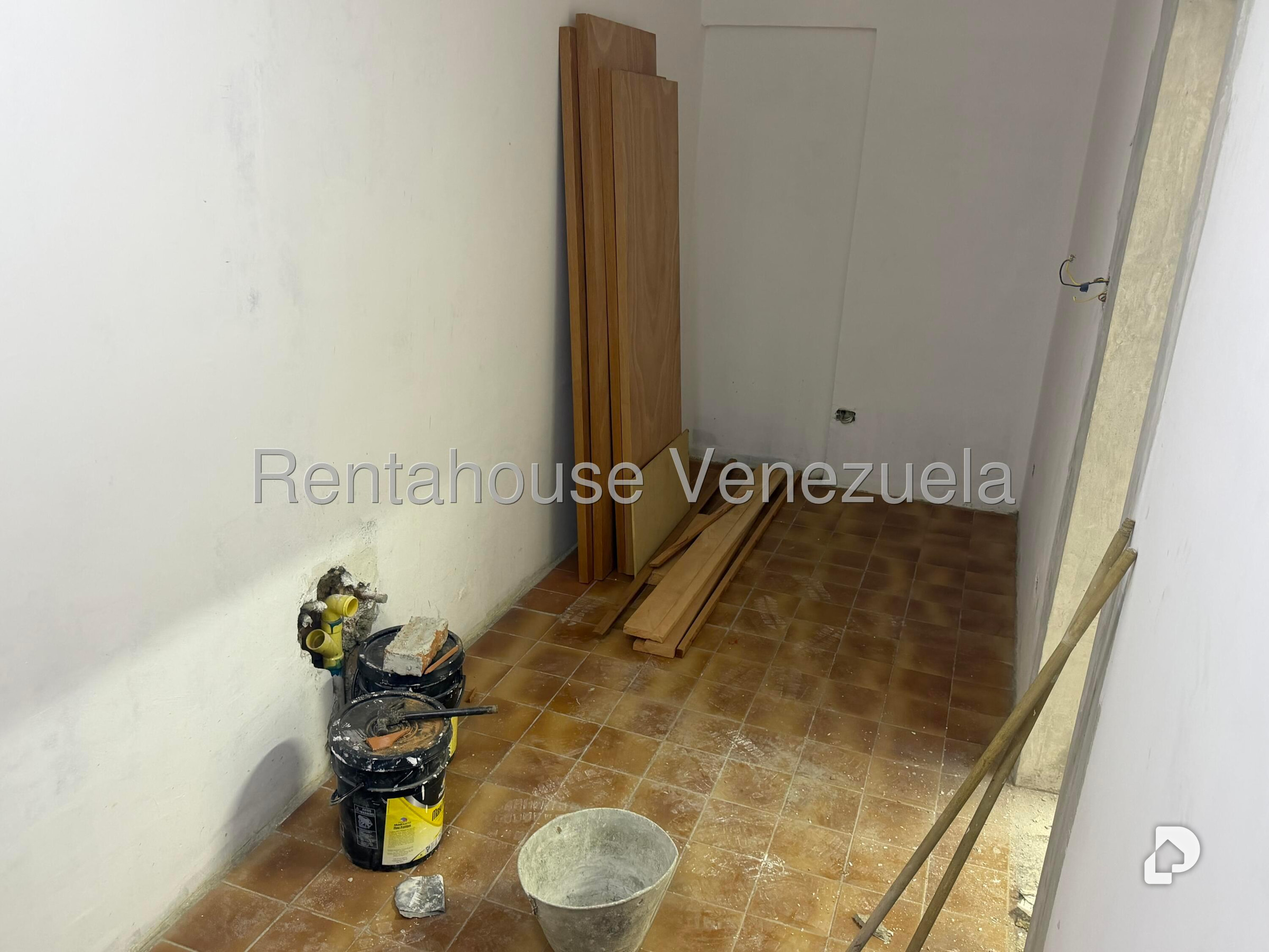 Local comercial en Santa Mónica, Caracas