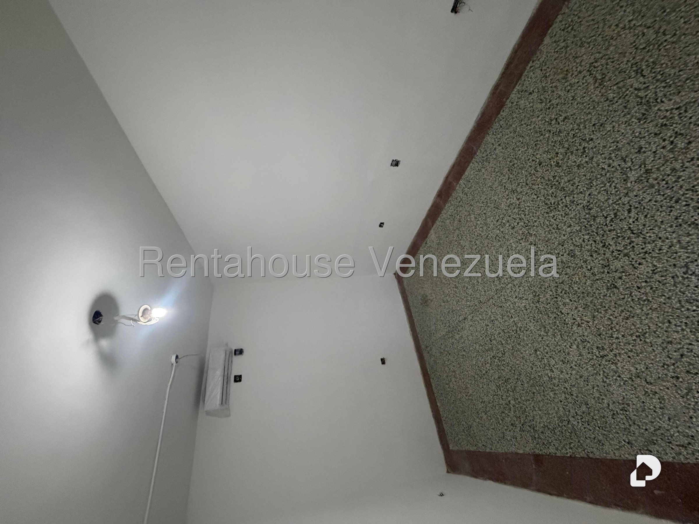 Local comercial en Santa Mónica, Caracas