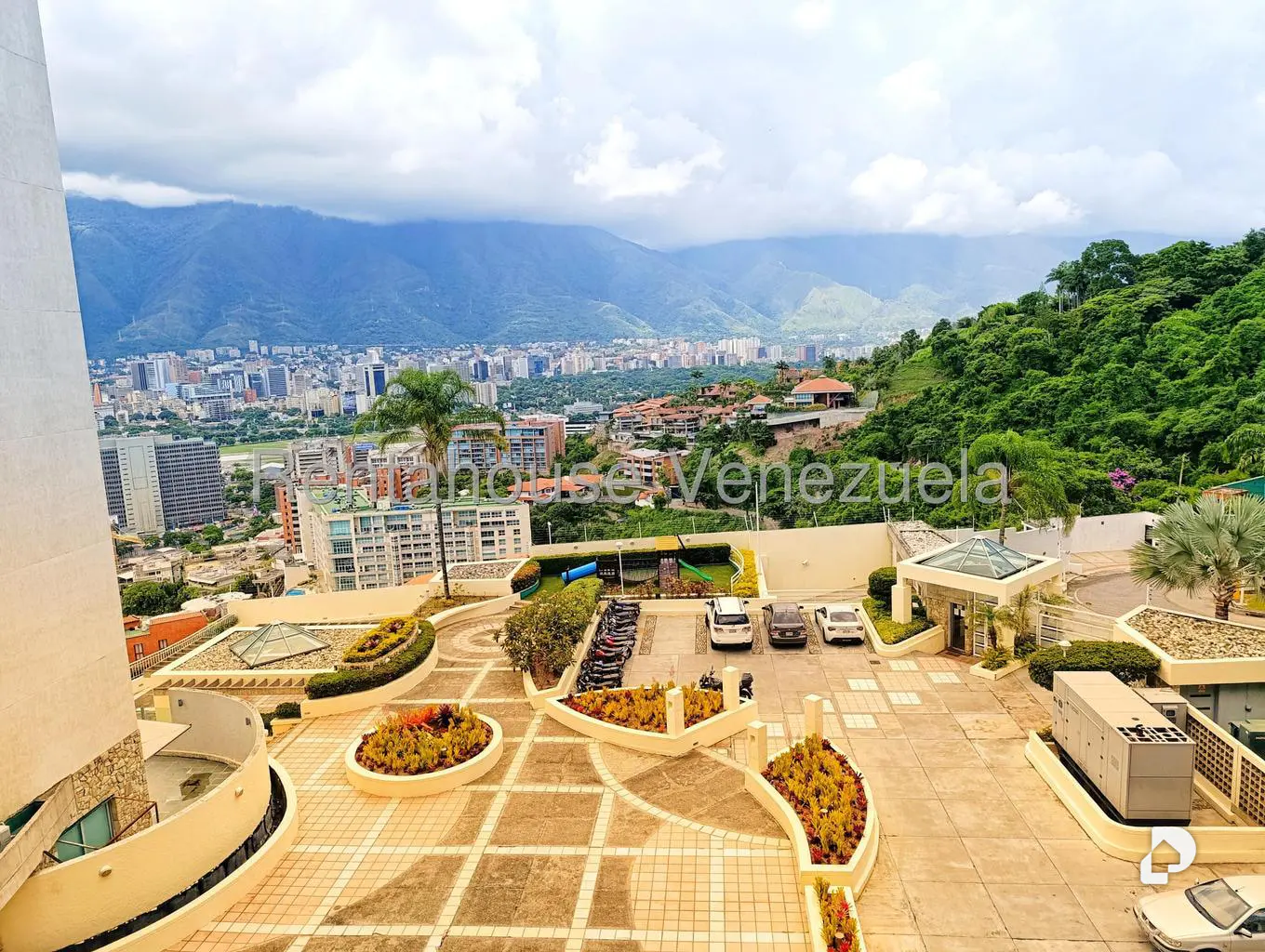 Apartamento en Lomas de Las Mercedes, Caracas – 29