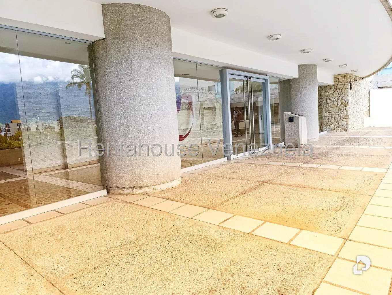 Apartamento en Lomas de Las Mercedes, Caracas – 2
