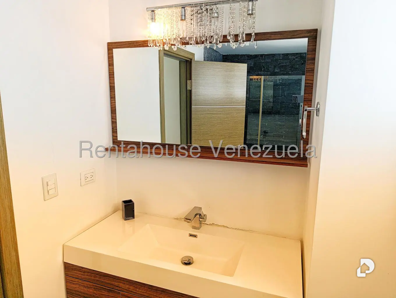 Apartamento en Lomas de Las Mercedes, Caracas – 25