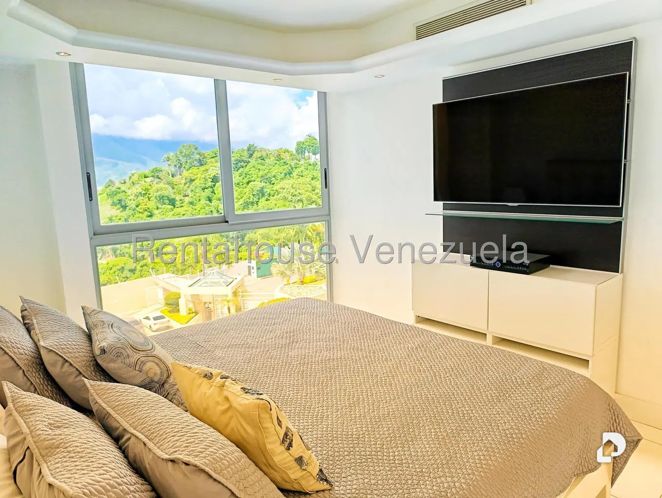 Apartamento en Lomas de Las Mercedes, Caracas – 20