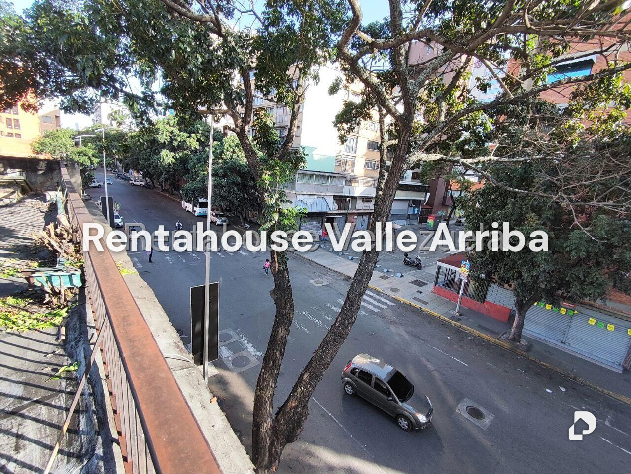 Local comercial en Boleíta Norte, Caracas – 28