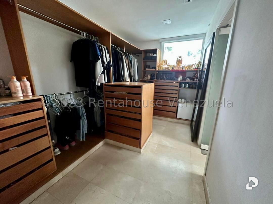 Casa en La Lagunita Country Club, Caracas – 28