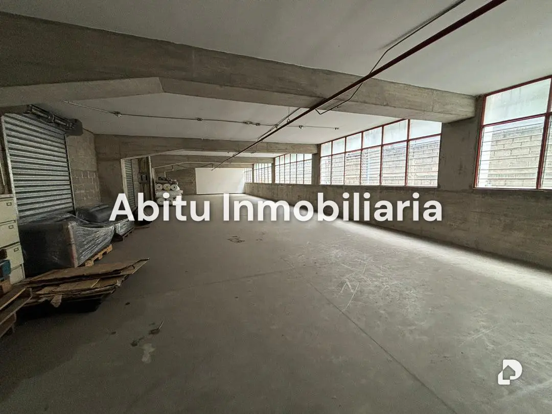 Local comercial en Palo Verde, Caracas – 4