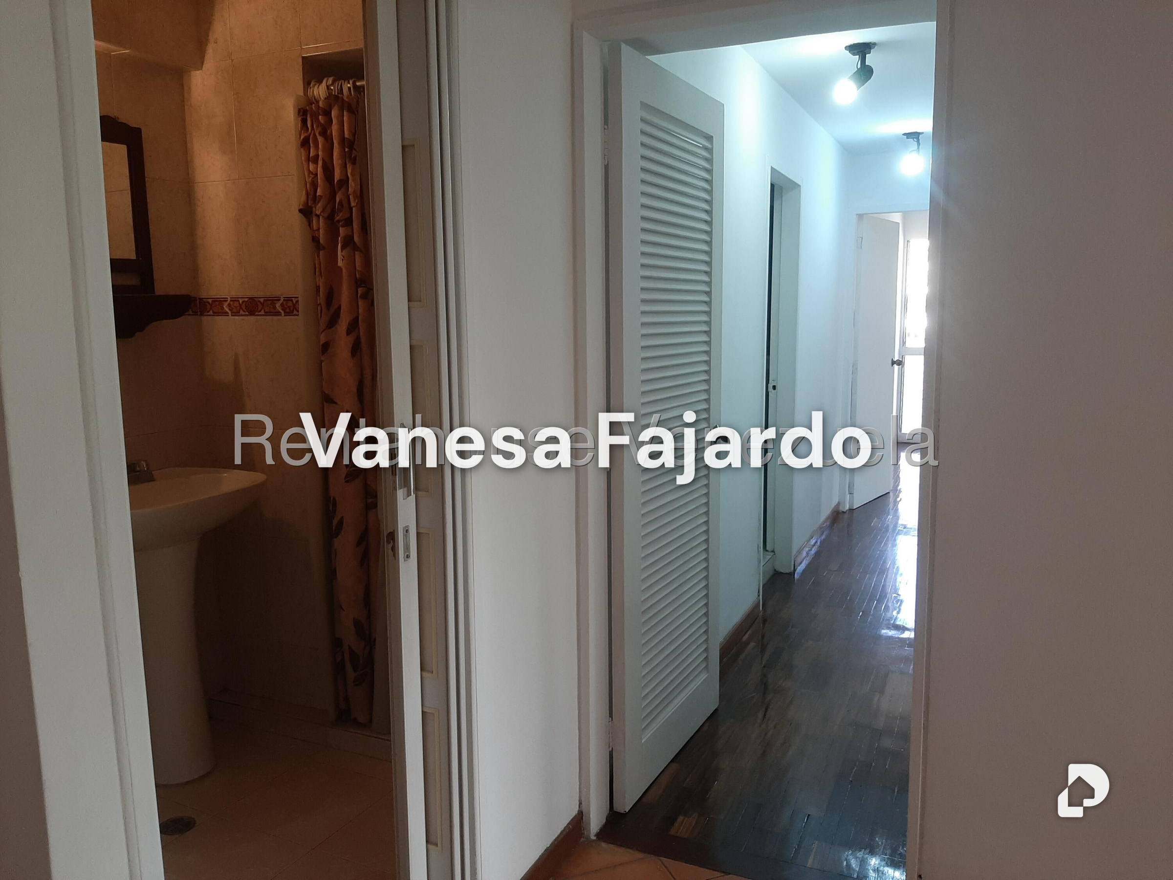 Apartamento en La Alameda, Caracas – 24