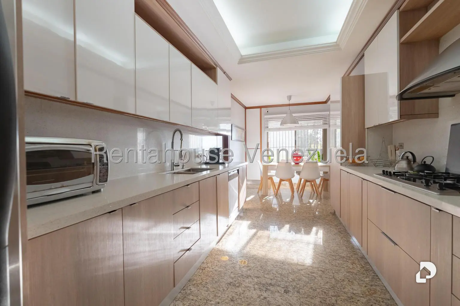 Apartamento en Los Naranjos (del Cafetal), Caracas – 12
