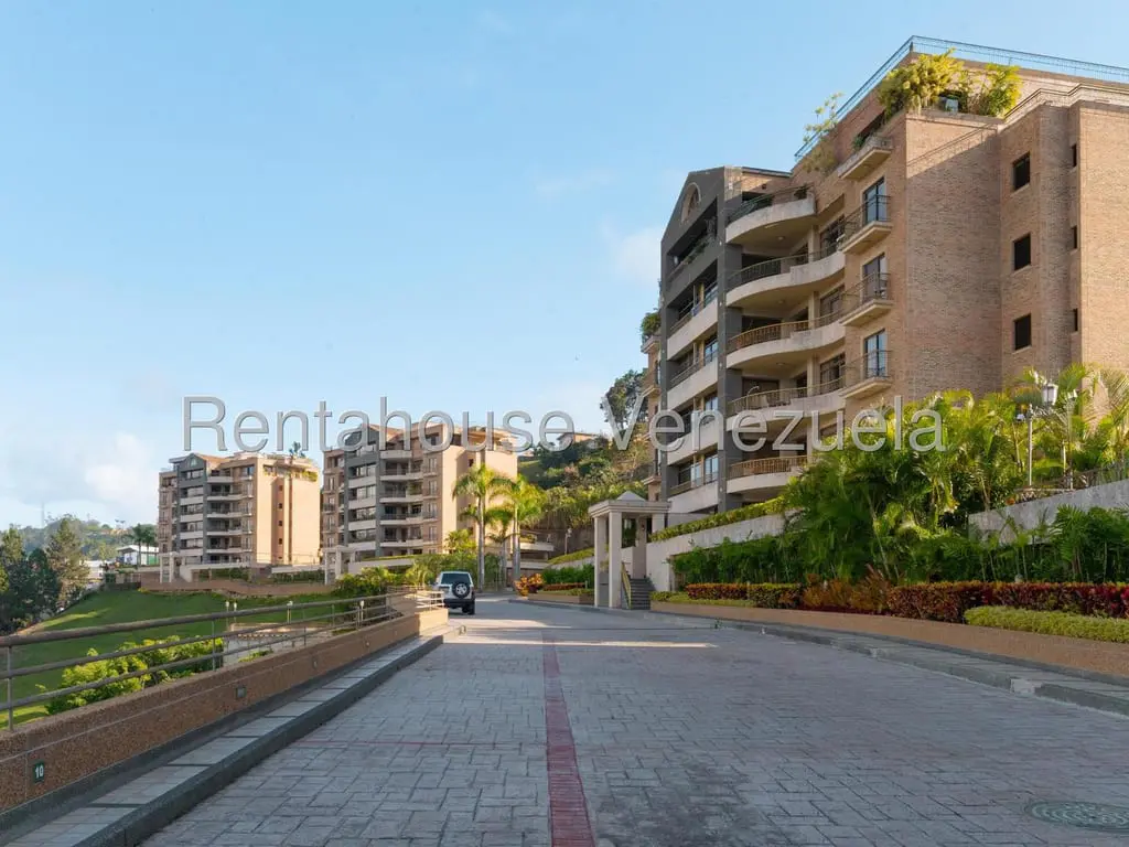 Apartment in Los Naranjos (del Cafetal), Caracas - 1