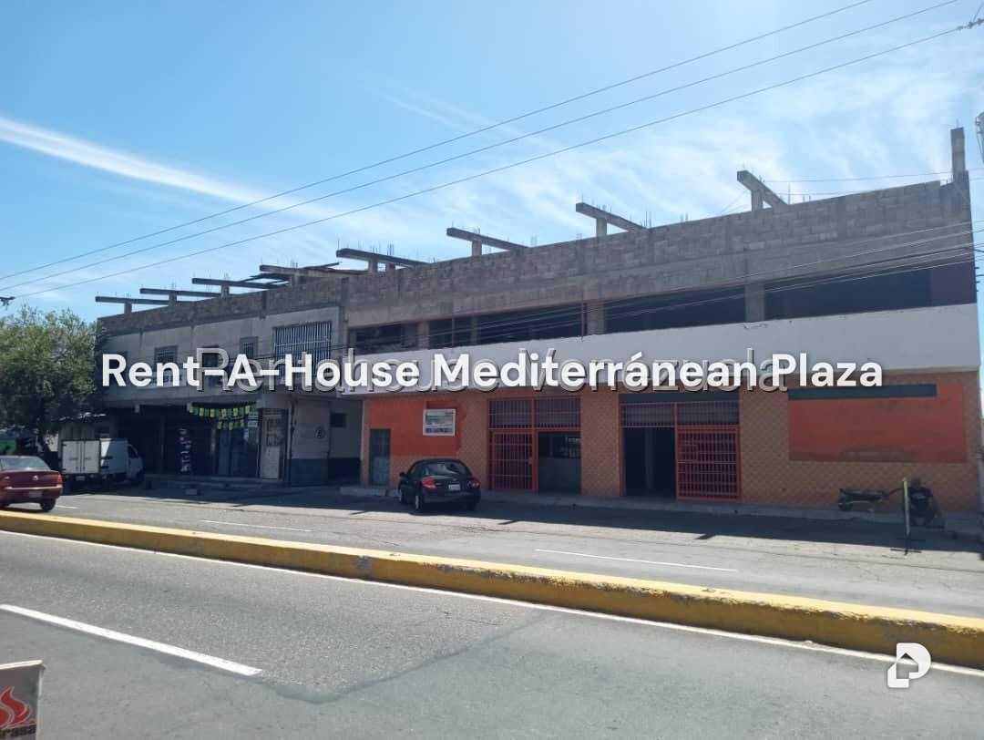 Edificio en Carretera Nacional El Carmen, San Joaquín – 1