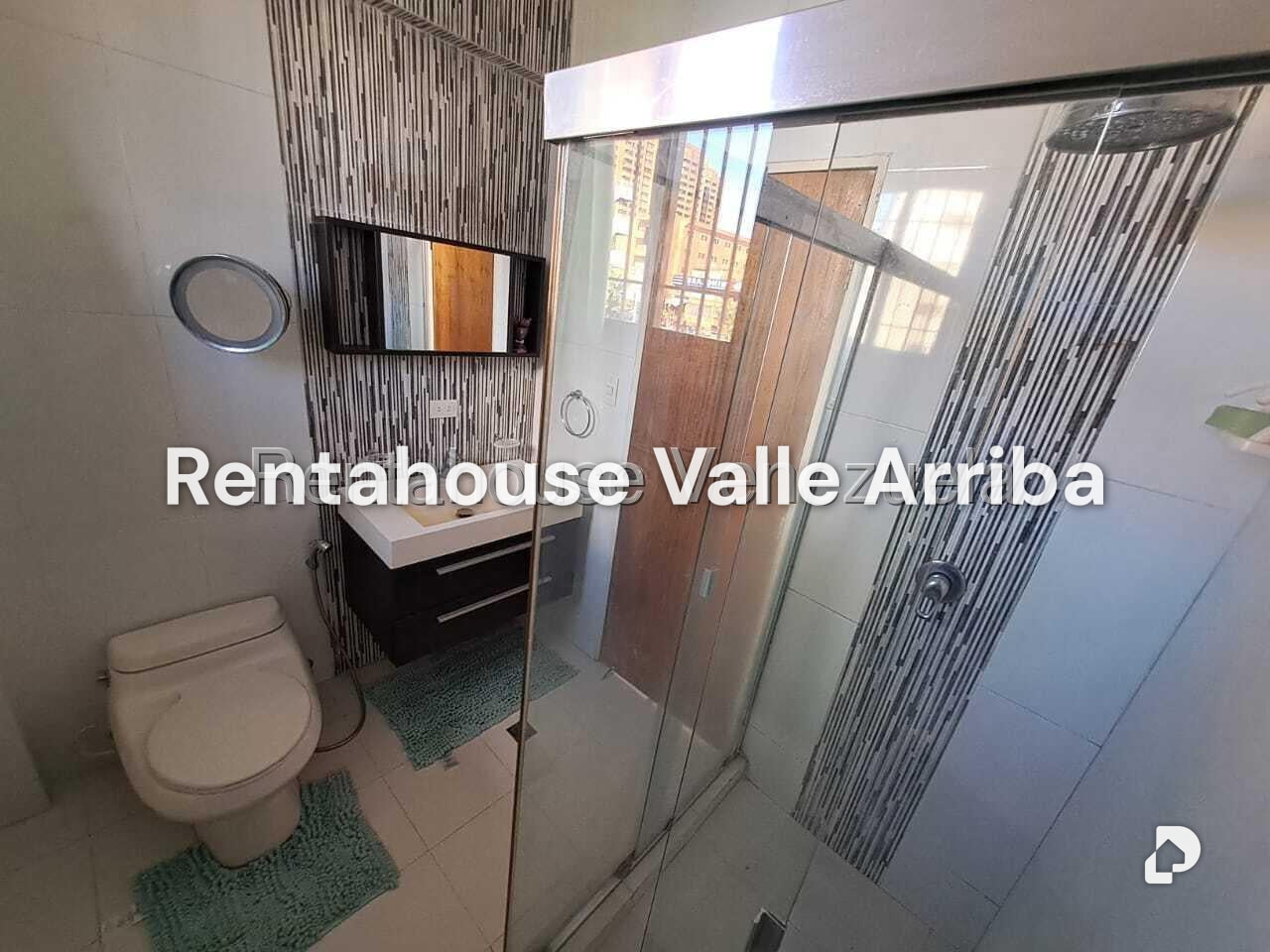 House in La Boyera, Caracas – 22