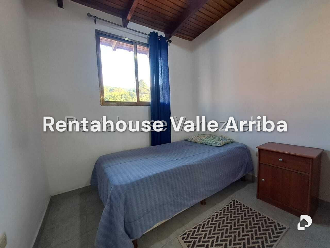 House in La Boyera, Caracas – 17