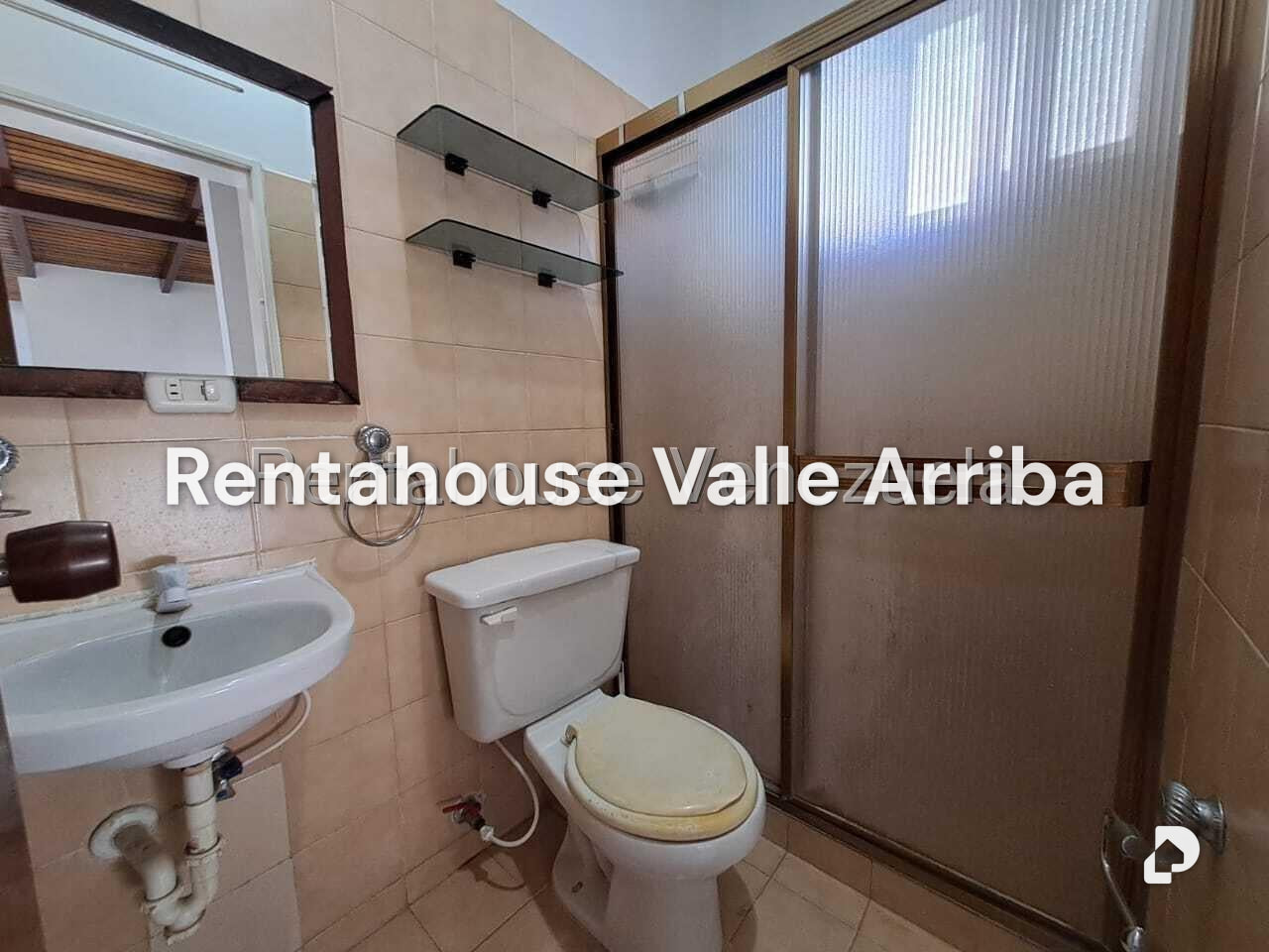 House in La Boyera, Caracas – 24