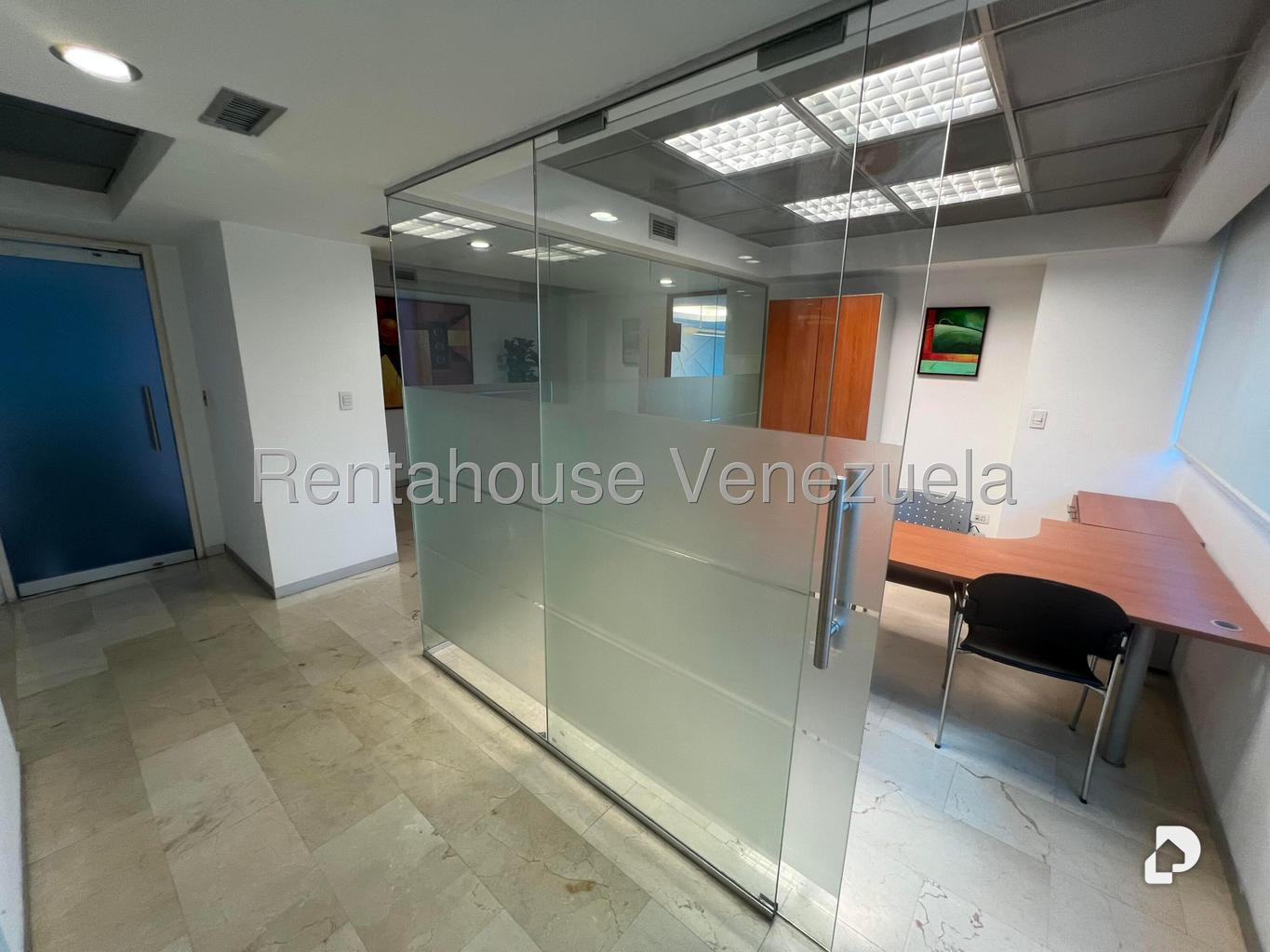 Oficina en Las Mercedes, Caracas – 11