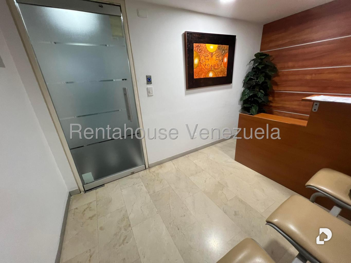 Oficina en Las Mercedes, Caracas – 9