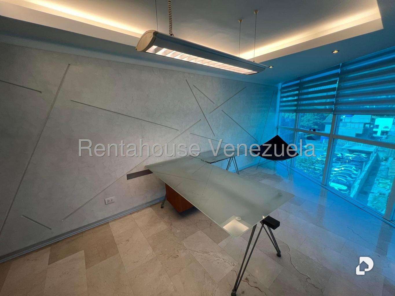Oficina en Las Mercedes, Caracas – 26