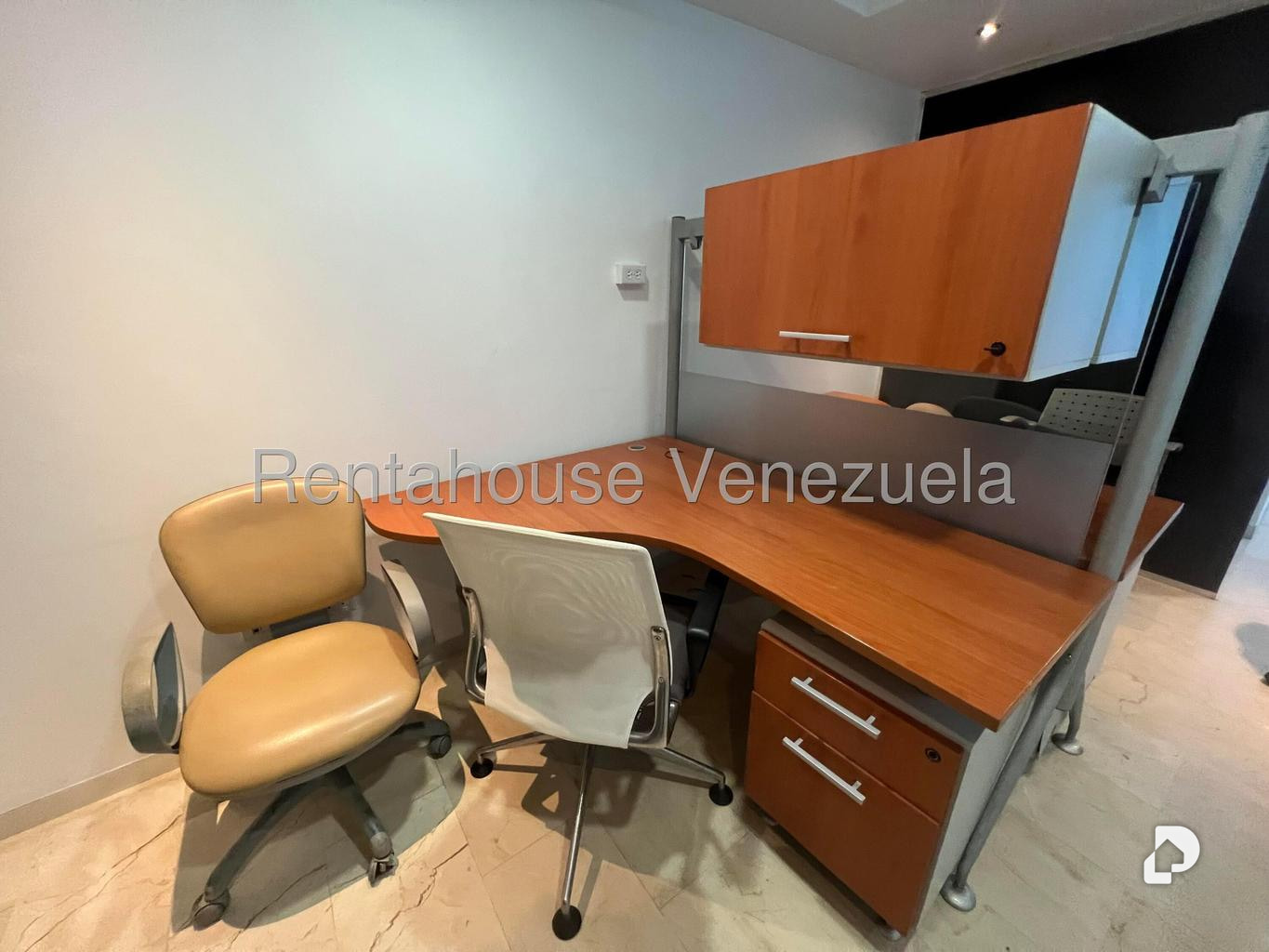 Oficina en Las Mercedes, Caracas – 16