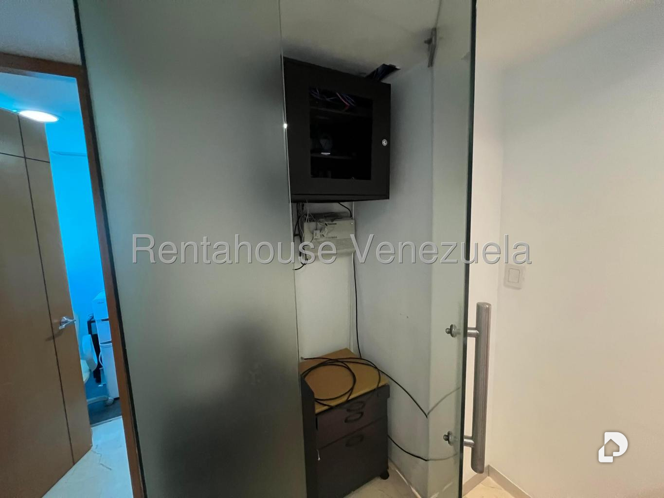 Oficina en Las Mercedes, Caracas – 17