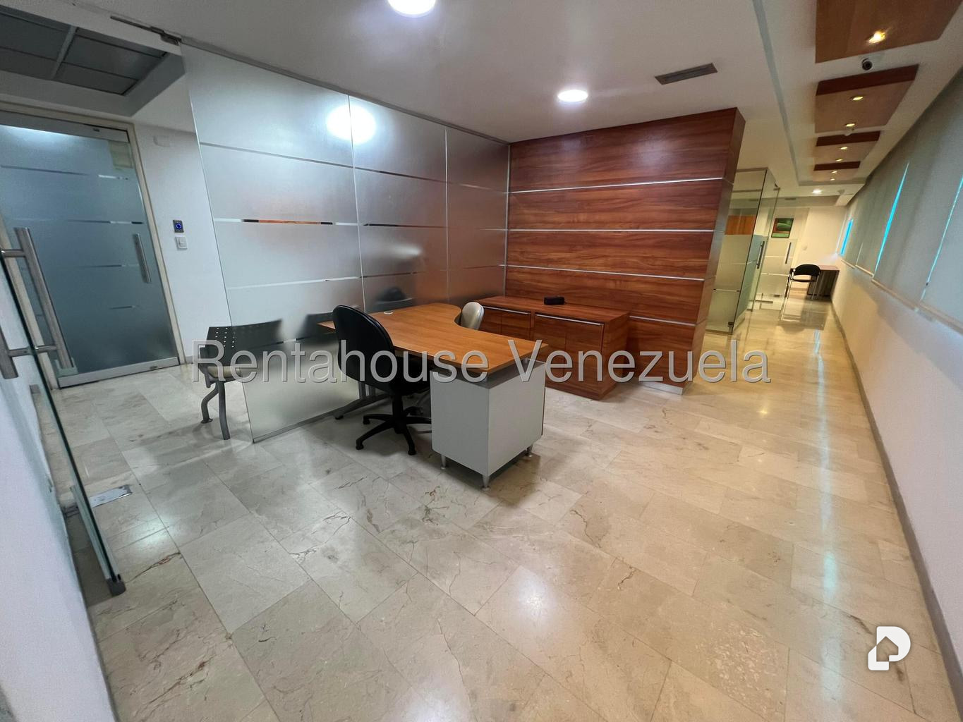 Oficina en Las Mercedes, Caracas – 13
