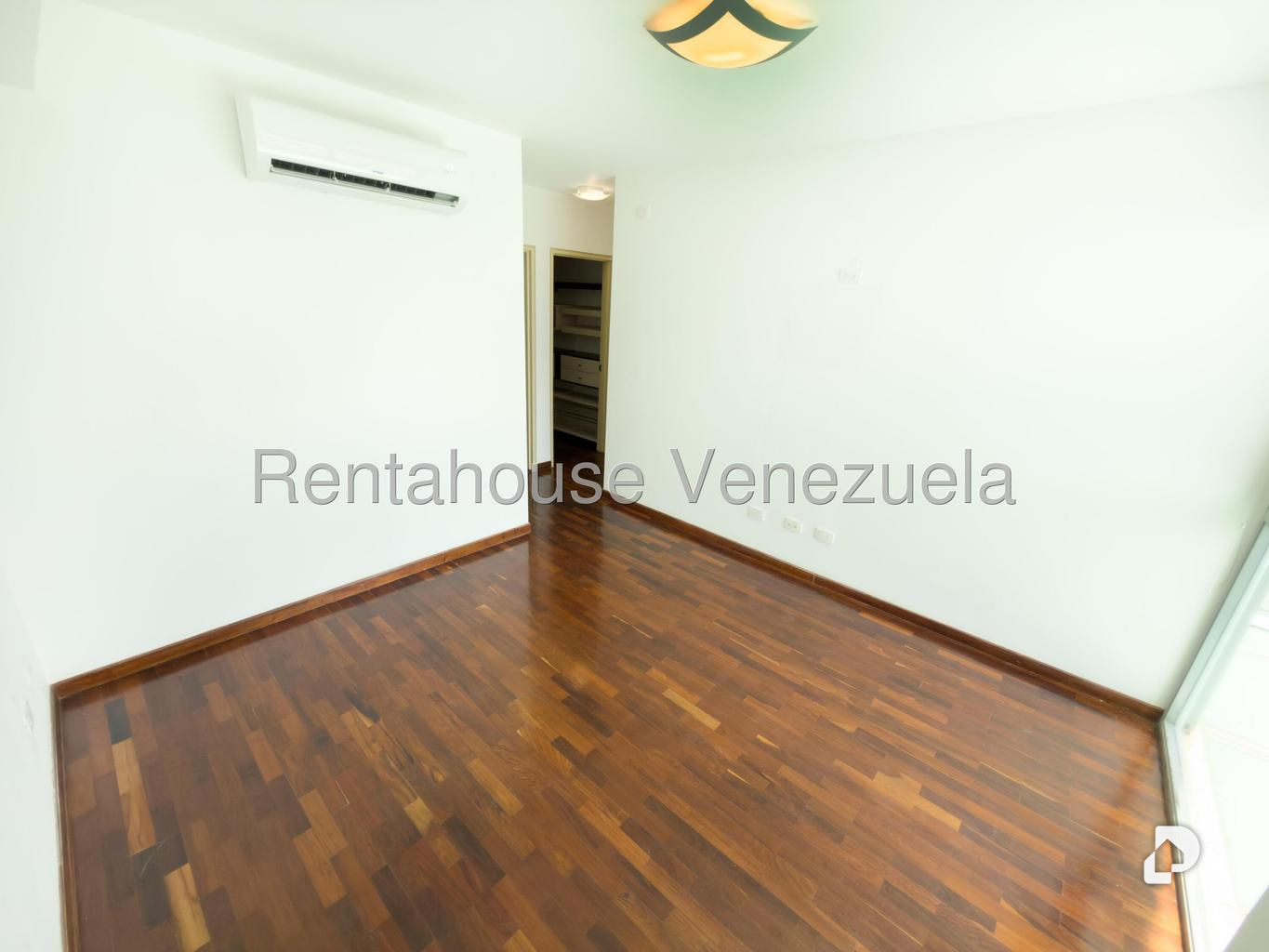 Apartamento en Lomas de Las Mercedes, Caracas – 14