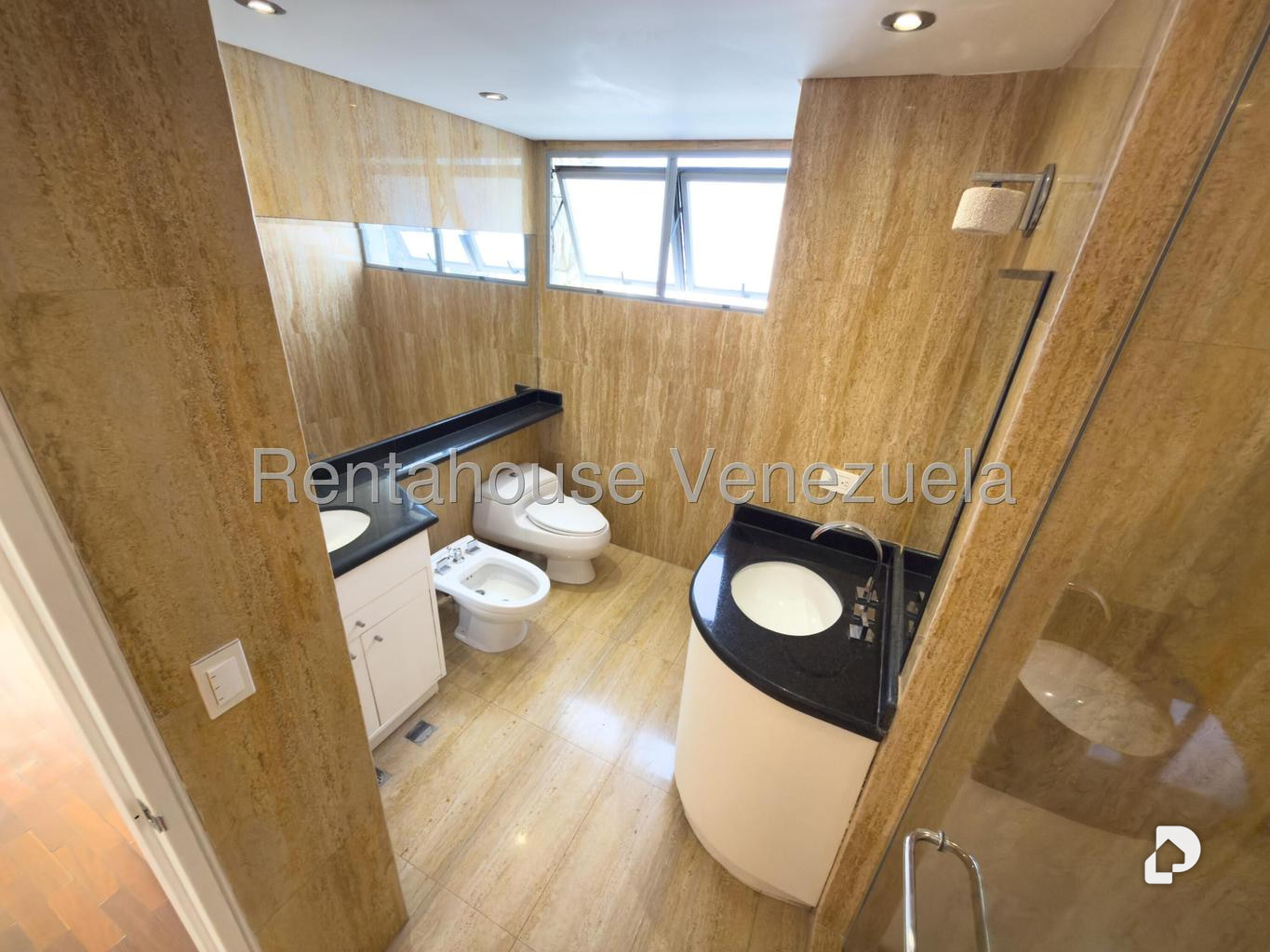 Apartamento en Lomas de Las Mercedes, Caracas – 17