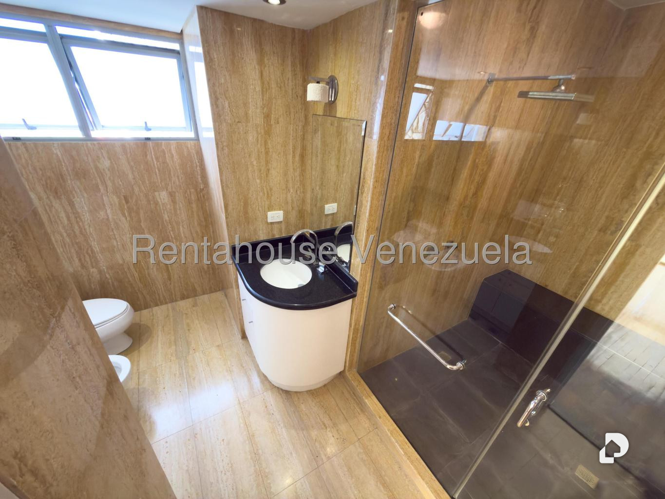 Apartamento en Lomas de Las Mercedes, Caracas – 16